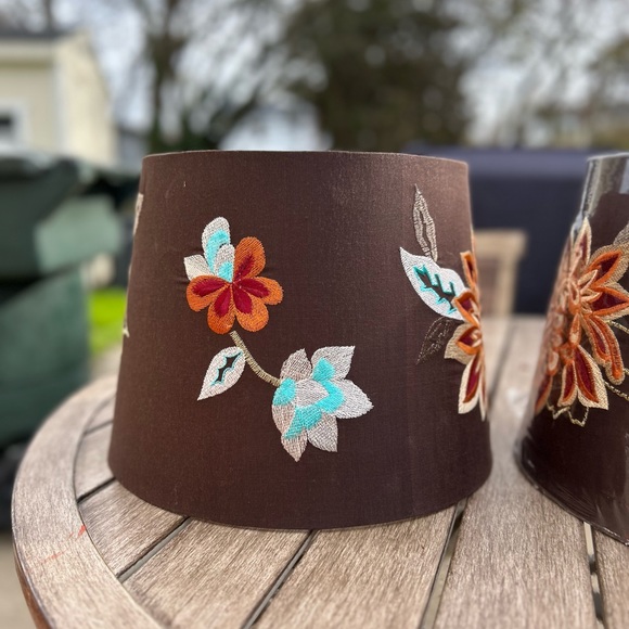 Two piece lamp shade - Picture 2 of 2